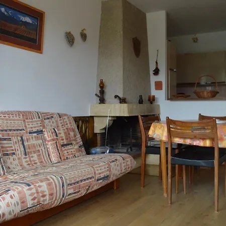 T2 Avec Balcon Sud Et Parking Prive - Fr-1-593-9 * Les Angles