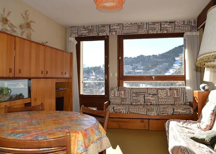 Confortable Avec Balcon Exposé Sud Et Parking - Fr-1-593-9 * Les Angles (Pyrenees-Orientales)